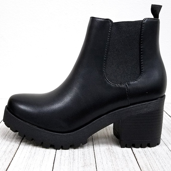 New Black Chelsea Lug  Combat Ankle Boots Booties - Picture 2 of 3
